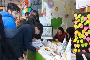 شرکت کانون همیاران سلامت روان مرکز مشاوره در  نخستین جشنواره رویش دانشگاهی دانشگاه بناب 